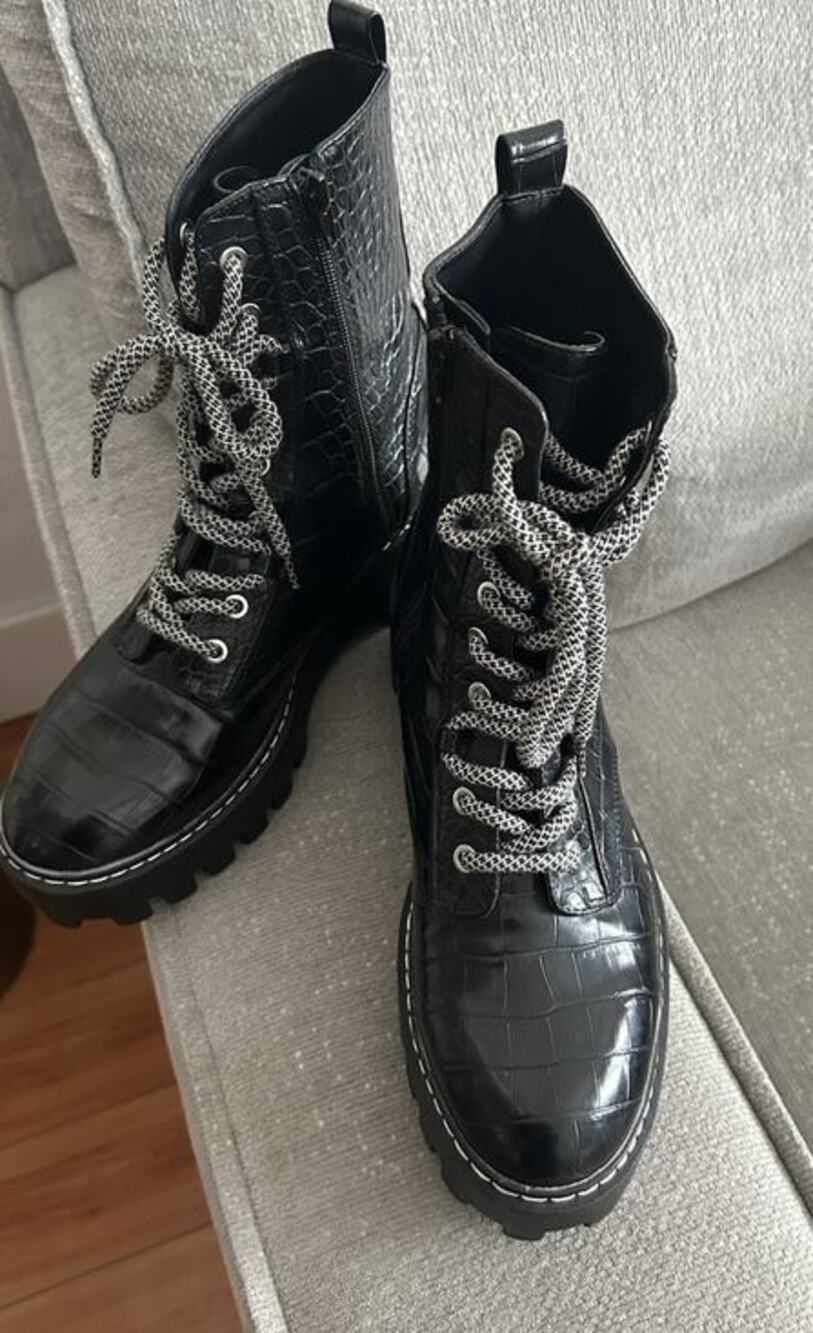 Zara Black Lace Up Combat Boots Lug Sole Croc Embossed Womens 42 Grunge Goth